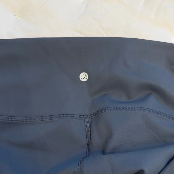 Lot CRZ Yoga 2 Gray 1 Black Leggings with Light Gray boat neck prima cotton top - Picture 4 of 6